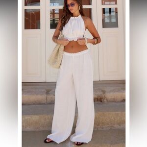 White linen set